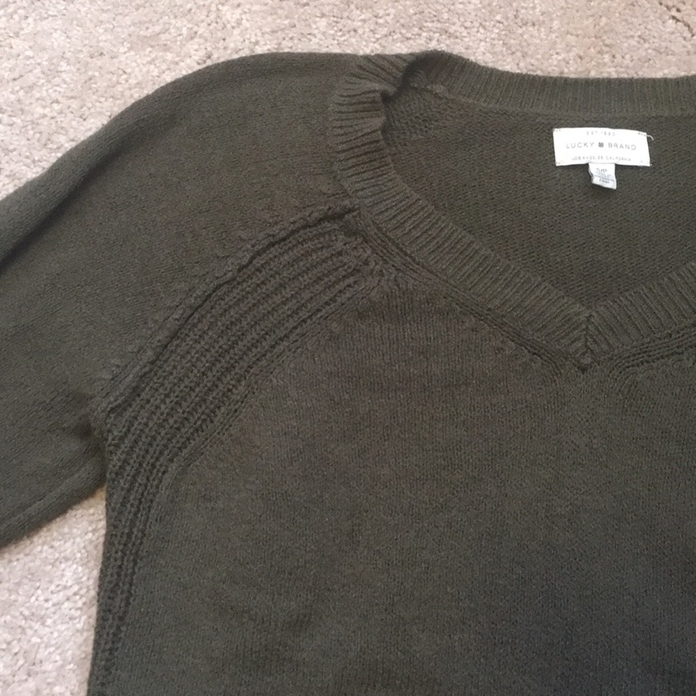 Lucky brand olive sweater w open tie sleeves